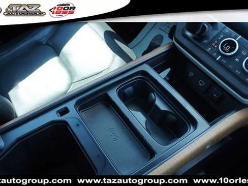 Used 2023 Land Rover Defender 110 X-Dynamic SE AWD/4WD image 15