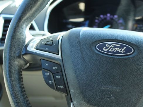 Used 2018 Ford Edge Titanium w/ Equipment Group 301A FWD image 22