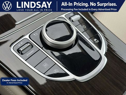 Used 2019 Mercedes-Benz GLC 300 4MATIC image 19