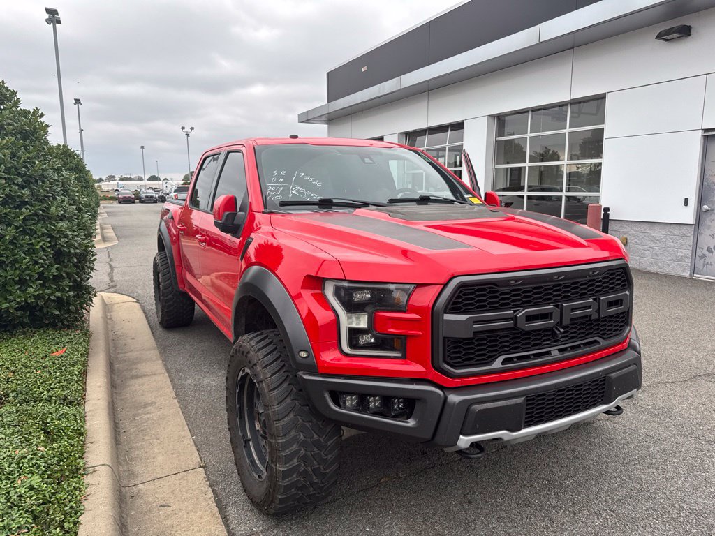 Used 2018 Ford F150 Raptor w/ Equipment Group 802A Luxury AWD/4WD image 7