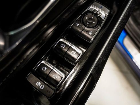 Used 2023 Kia Sorento SX image 24