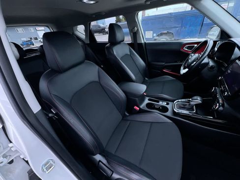 Used 2023 Kia Soul GT-Line w/ GT-Line Technology Package image 28