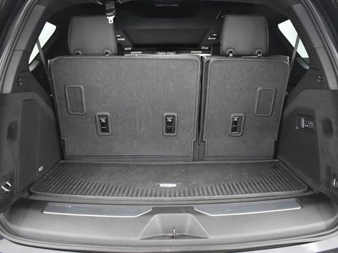 Used 2025 Cadillac Escalade Sport Platinum AWD/4WD image 32