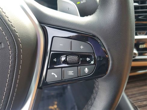 Used 2023 BMW 530i w/ Premium Package image 24