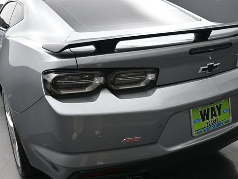 Used 2024 Chevrolet Camaro SS RWD image 9