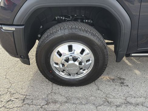 New 2026 GMC Sierra 3500 Denali Ultimate image 12