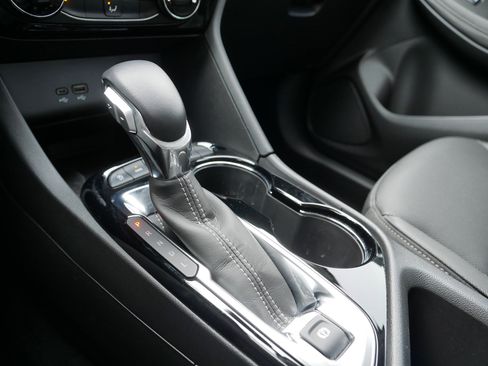 Used 2024 Buick Encore GX Sport Touring w/ Advanced Technology Package image 24