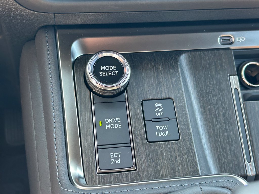 Used 2026 Lexus GX 550 AWD/4WD image 36