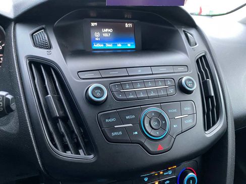 Used 2018 Ford Focus SE image 20