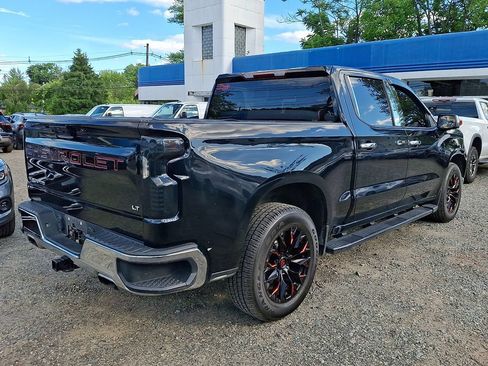 Used 2023 Chevrolet Silverado 1500 LT AWD/4WD image 8