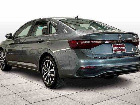 New 2025 Volkswagen Jetta SE image 3