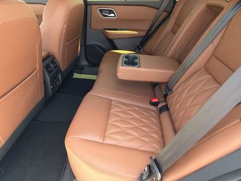 New 2026 Nissan Rogue Platinum w/ Platinum Premium Package AWD/4WD image 16