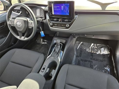 Certified 2025 Toyota Corolla LE image 15