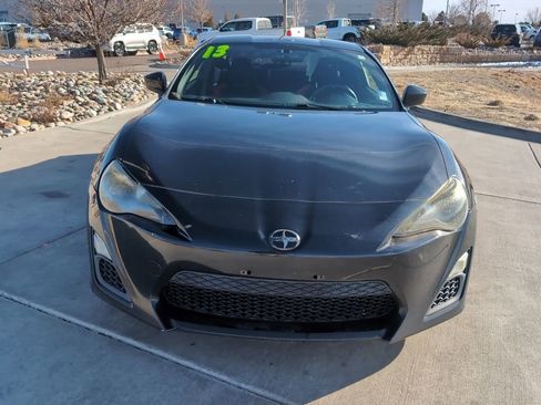 Used 2013 Scion FR-S image 2