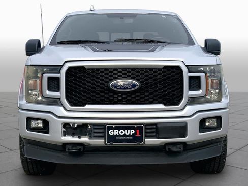 Used 2018 Ford F150 XLT w/ Equipment Group 302A Luxury AWD/4WD image 4