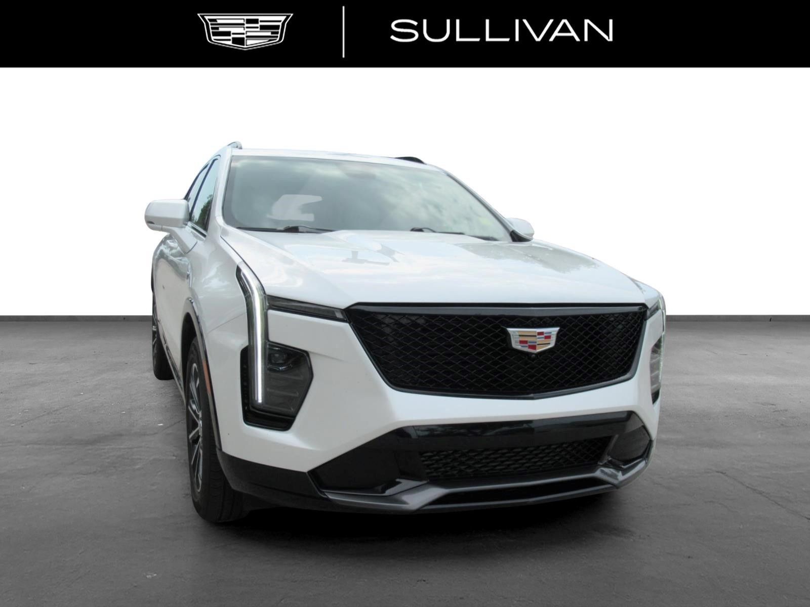 Certified 2025 Cadillac XT4 Sport AWD/4WD image 3