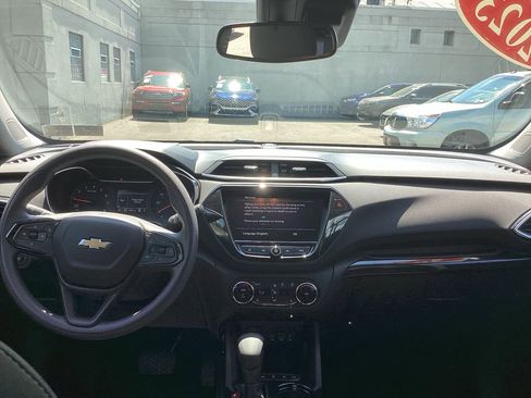 Used 2023 Chevrolet TrailBlazer LT w/ Convenience Package AWD/4WD image 32