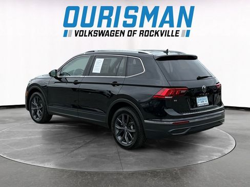 Used 2022 Volkswagen Tiguan SE FWD image 4