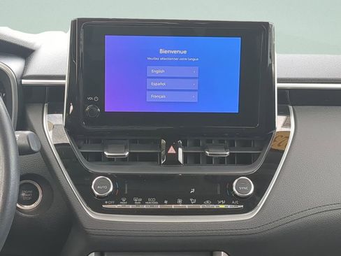 Used 2023 Toyota Corolla Cross XLE w/ Convenience Package image 24