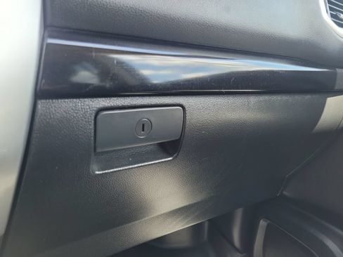 Used 2020 Nissan Titan SV w/ SV Convenience Package AWD/4WD image 36