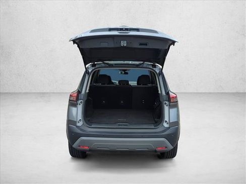 Used 2023 Nissan Rogue SV AWD/4WD image 9