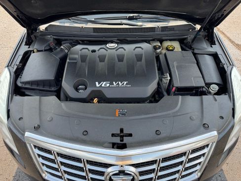 Used 2013 Cadillac XTS Luxury FWD image 23
