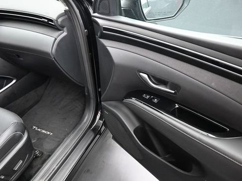 Used 2024 Hyundai Tucson Limited FWD image 17