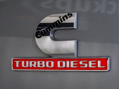 Used 2023 RAM 3500 Laramie image 44