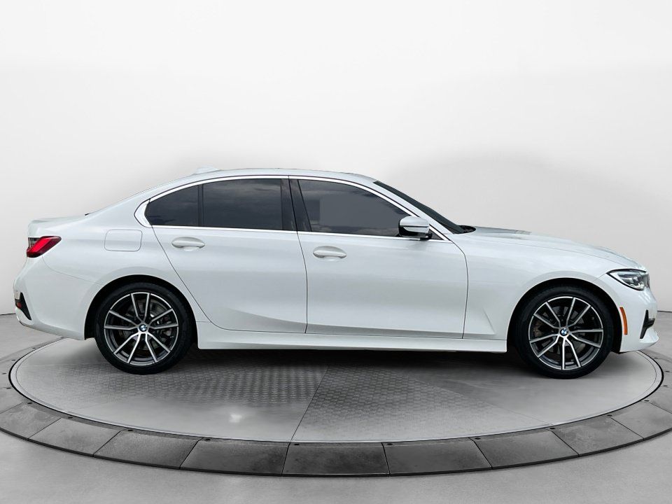 Used 2022 BMW 330i Sedan w/ Convenience Package RWD image 8