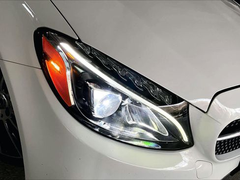 Used 2018 Mercedes-Benz C 300 Coupe image 27