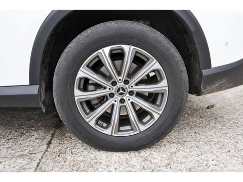 Used 2023 Mercedes-Benz GLC 300 image 31