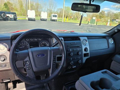 Used 2012 Ford F150 XLT w/ XLT Chrome Pkg image 10