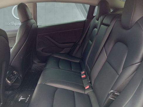 Used 2021 Tesla Model 3 Performance image 11