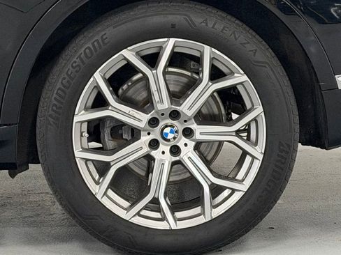 Used 2020 BMW X7 xDrive40i w/ Premium Package AWD/4WD image 8