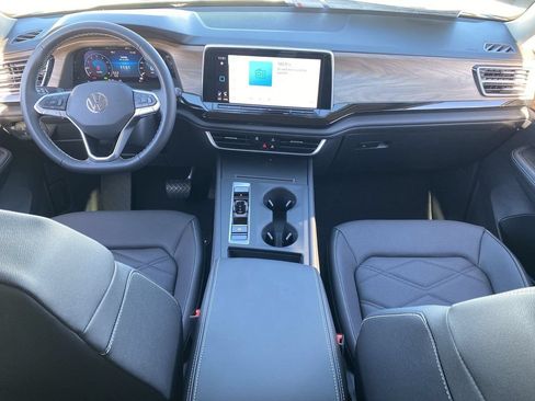 New 2026 Volkswagen Atlas SE FWD image 11