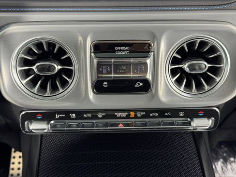 Used 2025 Mercedes-Benz G 580 w/ EQ Technology image 38