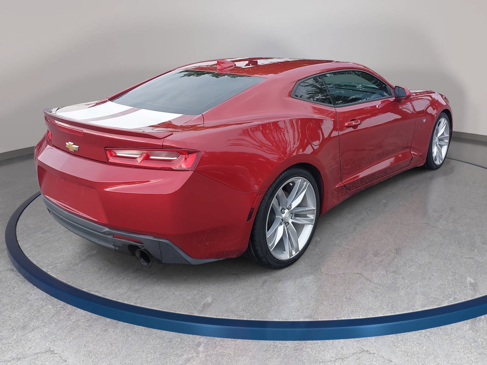 Used 2018 Chevrolet Camaro LT w/ RS Package RWD image 5