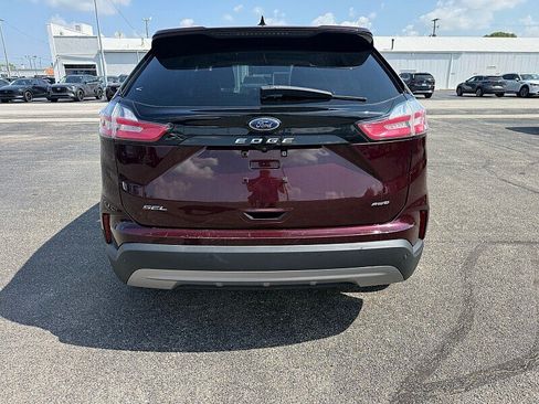 Used 2022 Ford Edge SEL AWD/4WD image 9