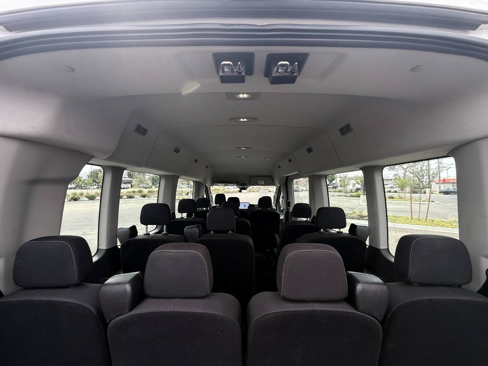 Used 2023 Ford Transit 350 XLT RWD image 25