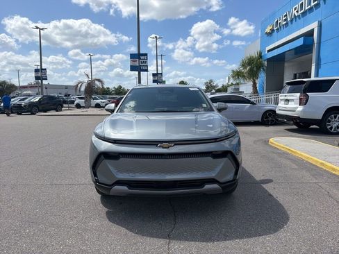 Used 2025 Chevrolet Equinox EV LT w/ Convenience Package image 2