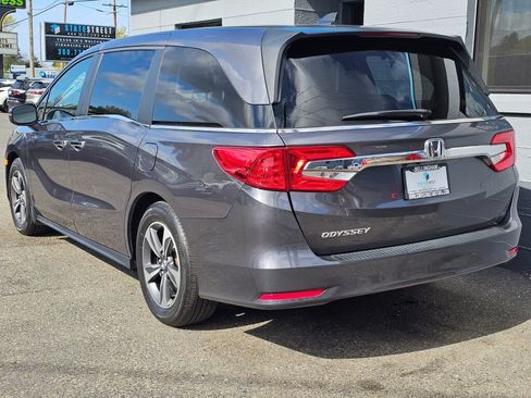 Used 2019 Honda Odyssey EX image 3