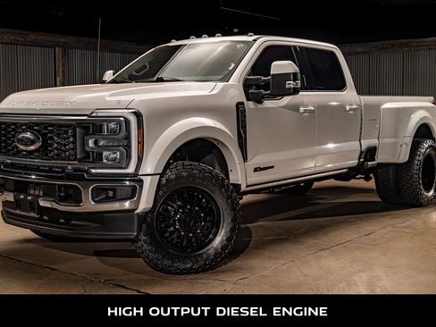 Used 2023 Ford F450 Lariat w/ Lariat Ultimate Package AWD/4WD image 5