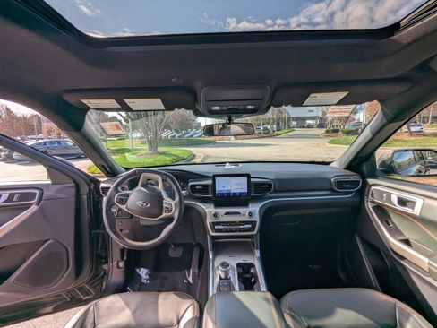 Used 2022 Ford Explorer Timberline image 12