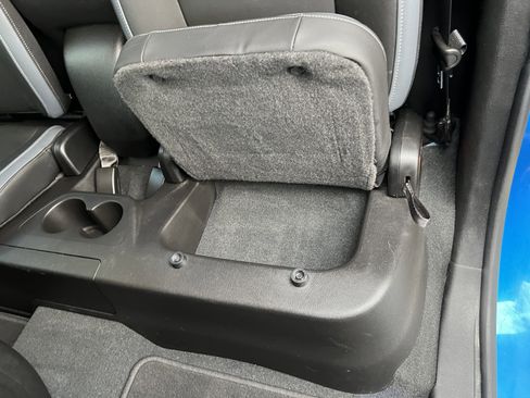 Used 2021 Chevrolet Colorado Z71 w/ Safety Package image 19