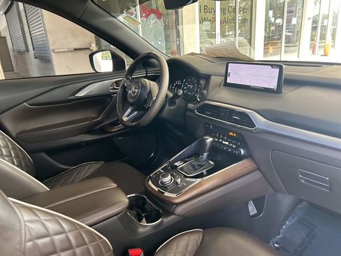 Used 2022 MAZDA CX-9 Signature image 23