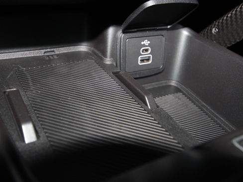 New 2026 Ford Bronco Raptor w/ Interior Carbon Fiber Pack AWD/4WD image 18