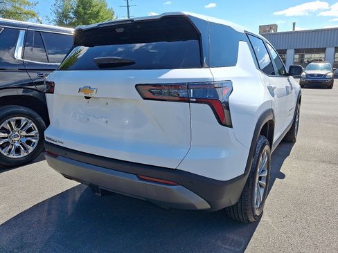 Certified 2026 Chevrolet Equinox LT w/ Convenience Package II image 6