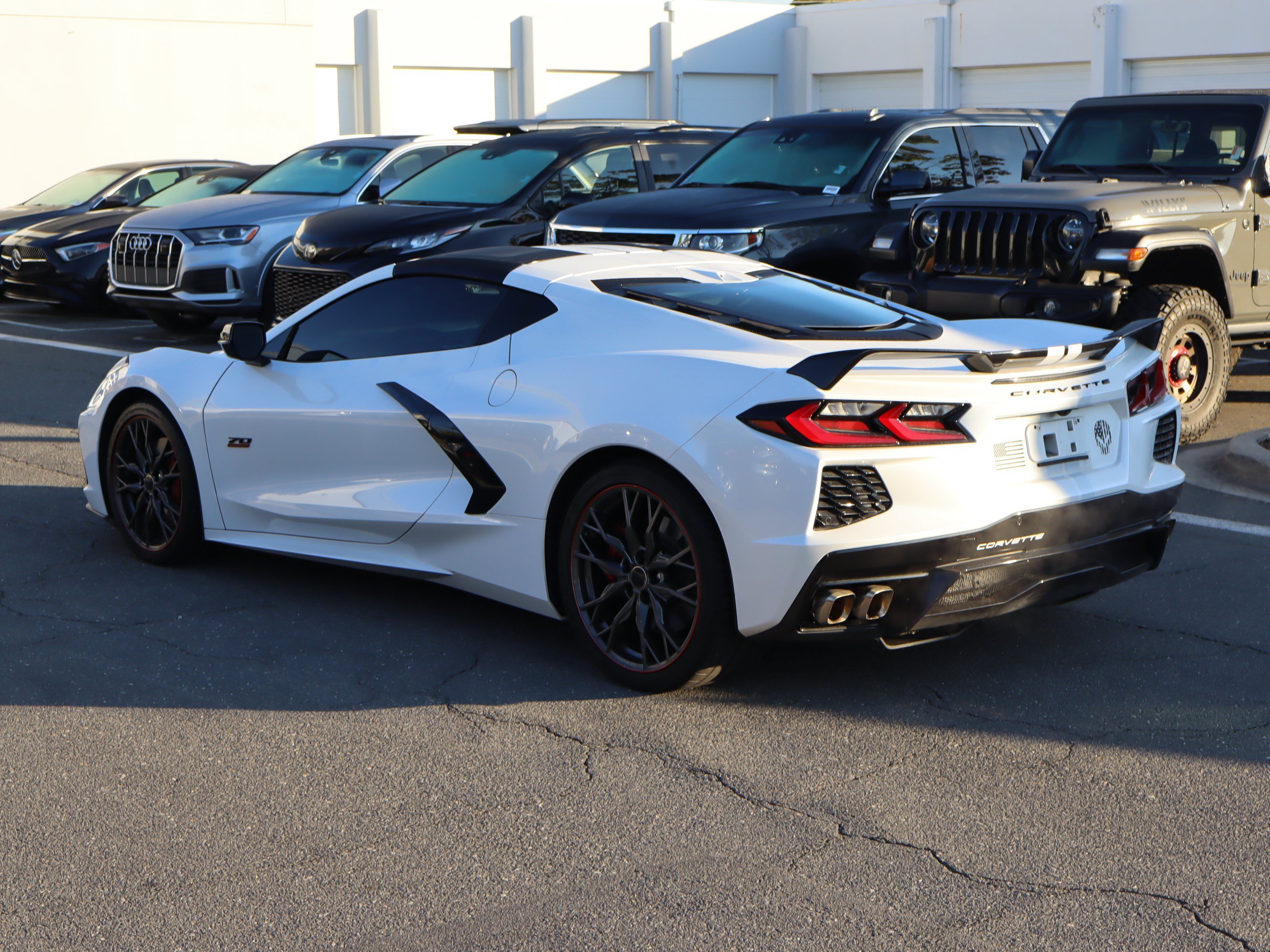 Used 2023 Chevrolet Corvette Stingray Premium Cpe w/ Z51 Performance Package RWD image 8