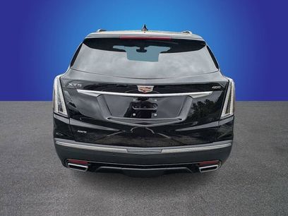 New 2026 Cadillac XT5 Sportv w/ LPO, Floor Liner Package