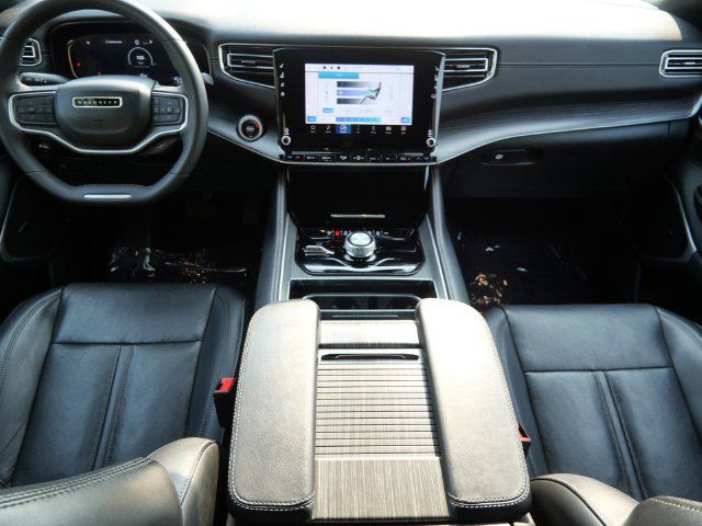 Used 2024 Jeep Wagoneer Series II w/ Flexible Seating Group AWD/4WD image 13